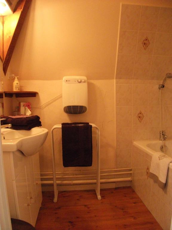 Chateau De Belle-Vue Bed & Breakfast Sainte-Cécile Стая снимка